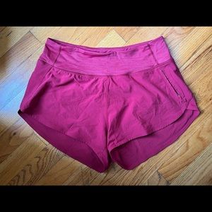Outdoor Voices Hudson 2.5” Shorts